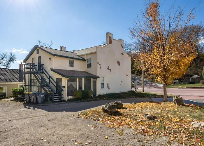 Briarstone Unit 2 Apartment Galena